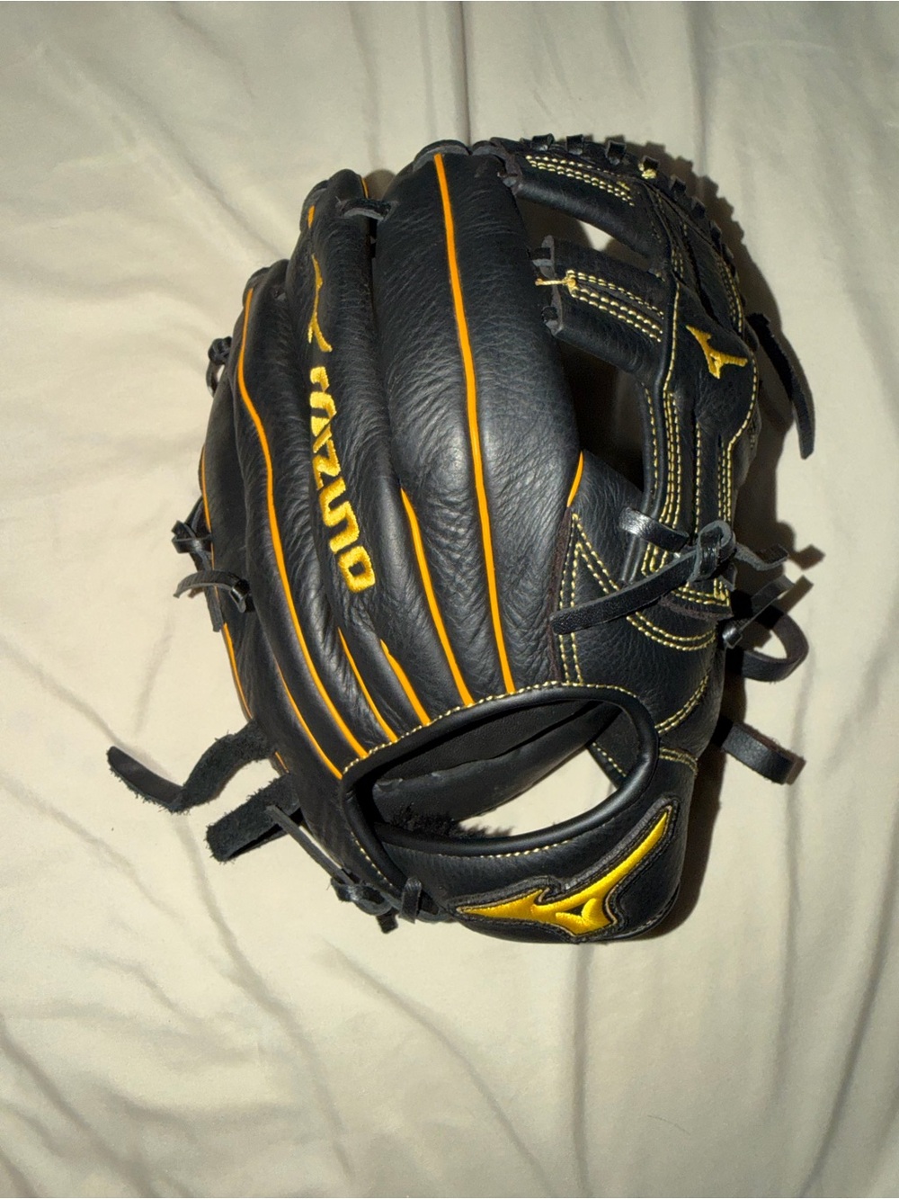 Mizuno Black with Yellow Trim Baseball Glove - Fielding Glove